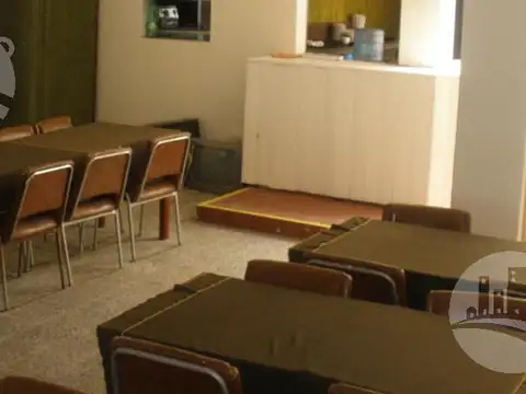 Hotel 34 hab. 2*