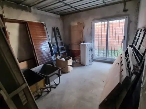 Casa 7 ambientes con 4 baños