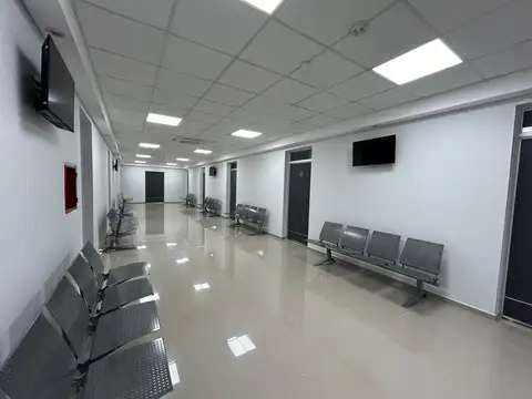 VENTA | CONSULTORIOS MÉDICOS EN EDIFICIO SOBRE CALLE SAN MARTÍN – POSADAS