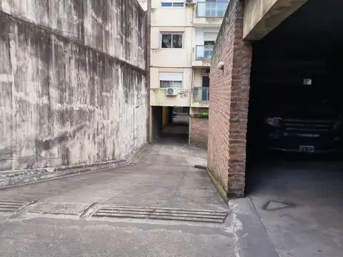 Cochera sobre calle 9 de julio 643. Unida 08