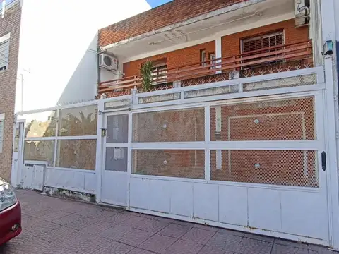PH 3 AMBIENTES AL FRENTE EN PLANTA BAJA
