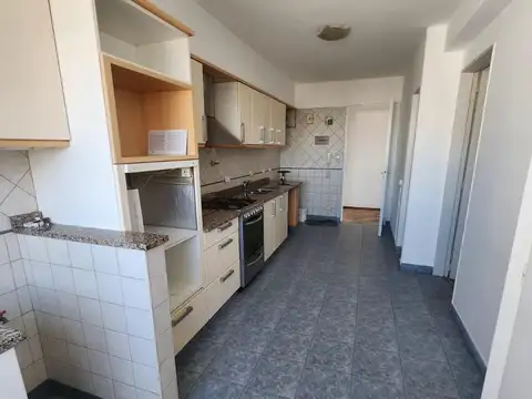 DEPTO EN VENTA TORRES DE PREFECTURA 4 AMBIENTES CORVALAN 56
