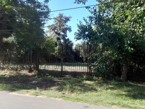 Lote en venta en City Bell