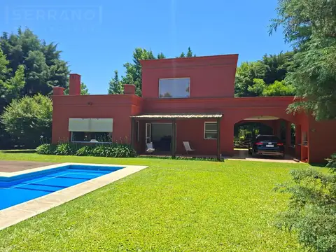 Venta casa 4 ambientes sobre lote de 1508m2 en San Joaquin, Exaltación de la Cruz