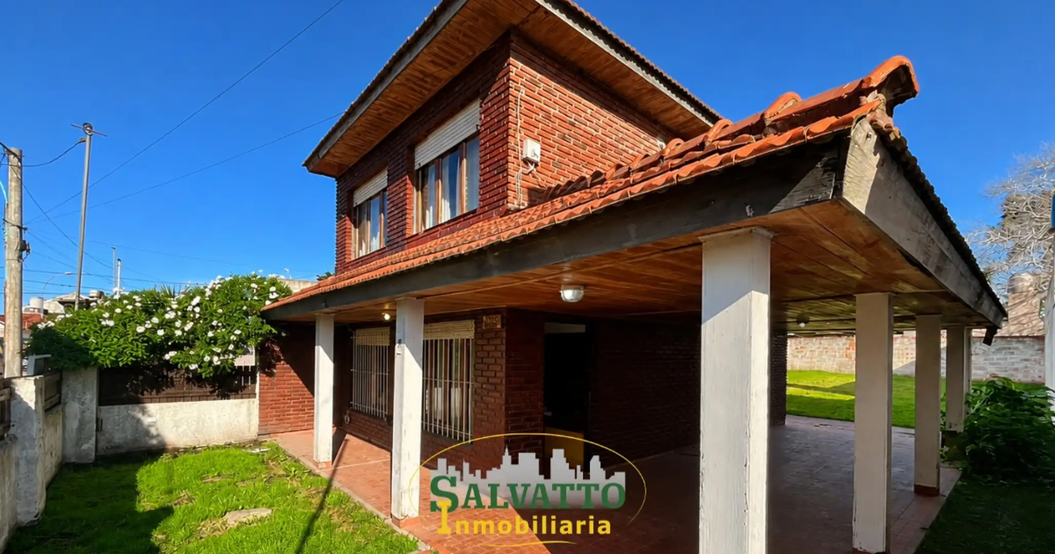 Chalet apto crédito con lote propio en barrio Faro