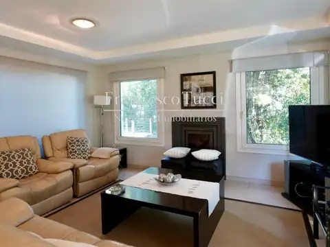 Casa en Venta de 5 dormitorios