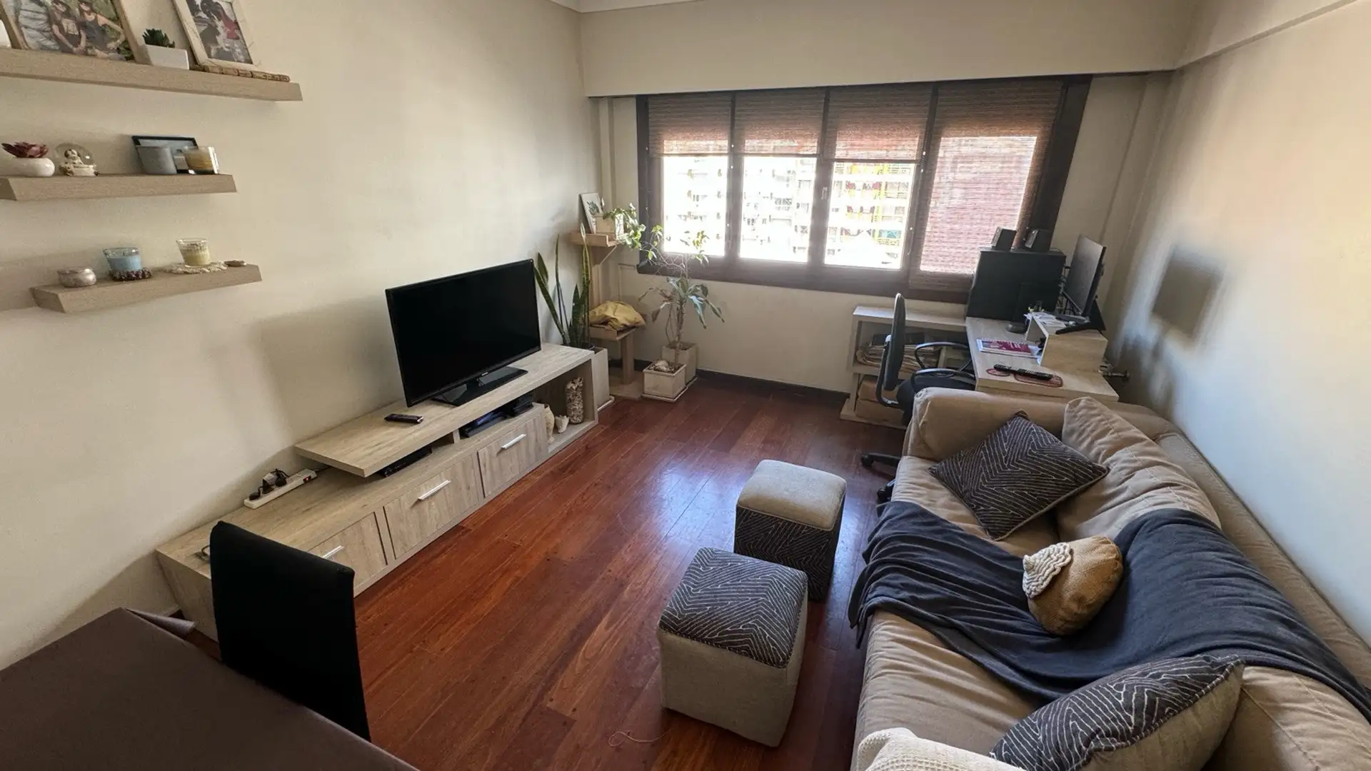 Departamento 3 amb, 70m² con vista abierta — La Perla