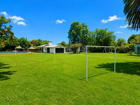 Casa 3 ambientes con 2 baños