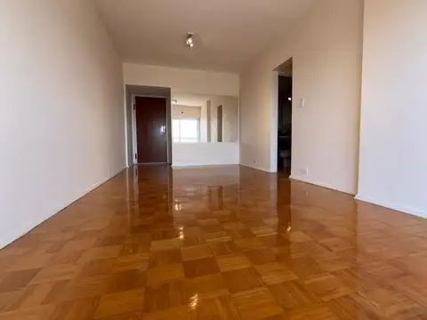 VENTA DPTO. 4 AMB. C/BALCON Y COCHERA-LUGANO