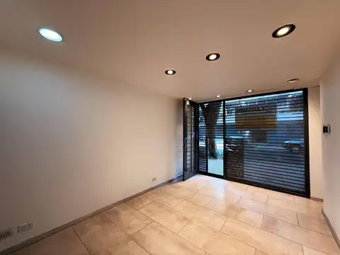 Rodriguez 1287 - Local Comercial En Alquiler - Lourdes, Rosario