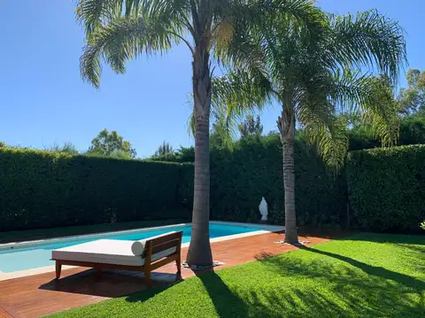 Casa en Venta en La Campiña, USD 390.000