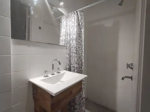 Depto Tipo Casa en Alquiler de 2 ambientes