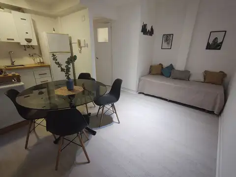 Depto Tipo Casa 2 ambientes con 1 baño