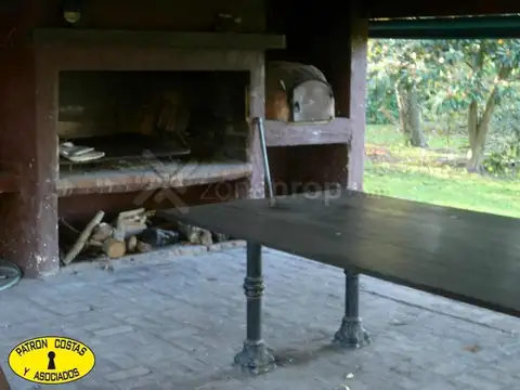 Chacra Con Casa Pileta Galpón Casa Huéspedes Rp 192