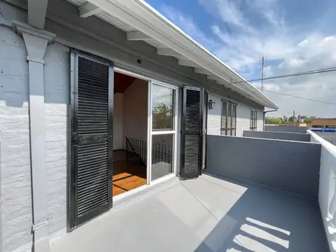 Depto Tipo Casa en Alquiler en Belen De Escobar, $ 420.000