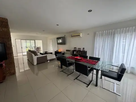 Avenida Gutiérrez - Hudson 4800