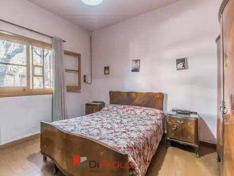 Depto Tipo Casa en Venta 50 años