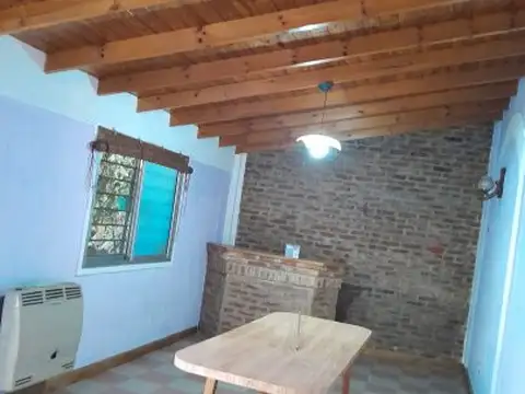 12 de Octubre 900 , Piso 0