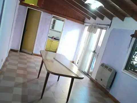 Depto Tipo Casa en Alquiler de Monoambiente