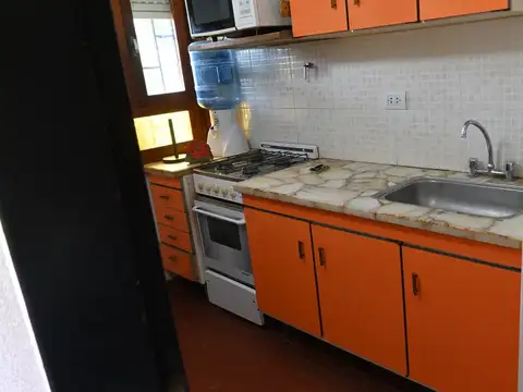 Departamento 4 ambientes con 2 baños