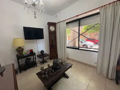 Depto Tipo Casa en Venta en Flores, USD 97.000
