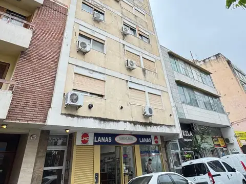 VENTA DEPTO 2 DORMITORIOS MAS PATIO CENTRO CORDOBA