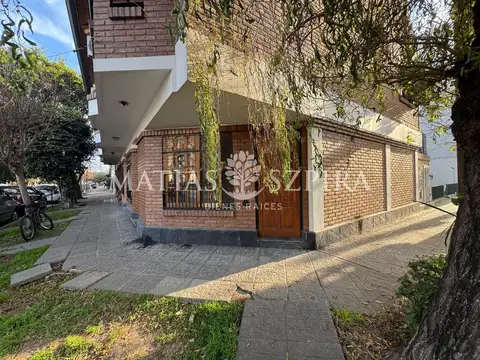 Triplex 3 Ambientes en Ramos Mejia