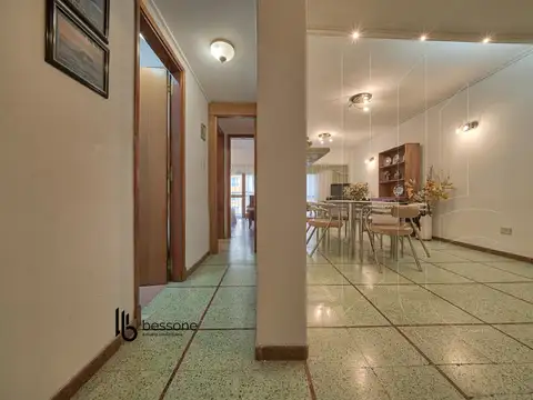Departamento en Venta en Plaza Colon, USD 212.000