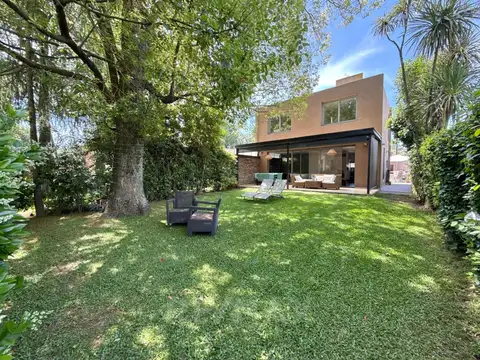CASA EN VENTA DE 4 AMB COUNTRY LOS ALAMOS PILAR 