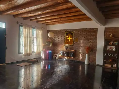 Calle Quinquela Martín 1200