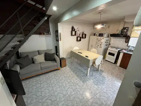 Departamento en alquiler- 2 Dormitorios 1 Baño - 86Mts2 - La Plata