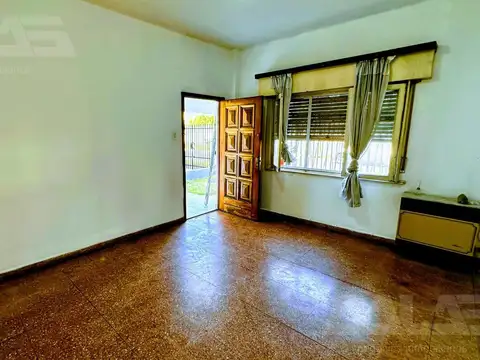 Casa en Venta en Castelar Norte, USD 79.000