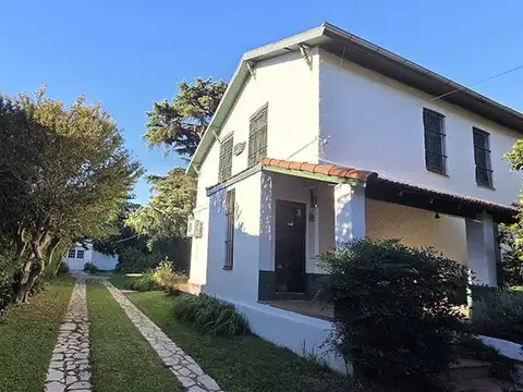 Casa c/ Hermoso y Gran Jardin en Tigre Residencial. Excelente Ubicación y Potencial!