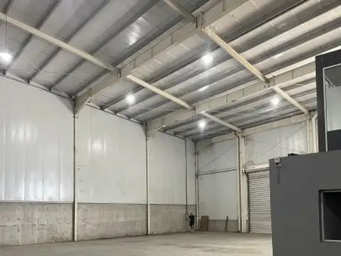 Galpon en Alquiler en Alvear, USD 4.600