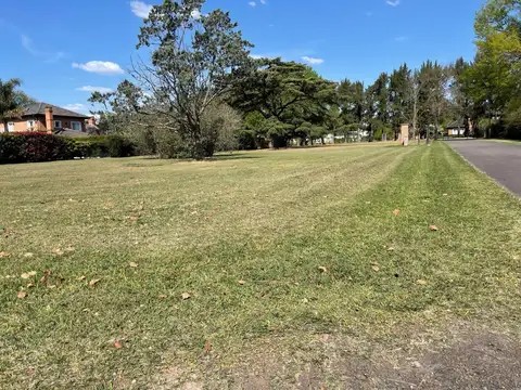 Terreno en Venta 20  mts Frente