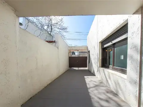 Casa en Venta en San Jose de Mayo, USD 430.000
