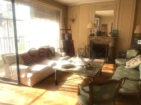 PISO 4 AMB |ESCRITORIO|COCHERA|BAULERA| 2 DEPENDENCIAS