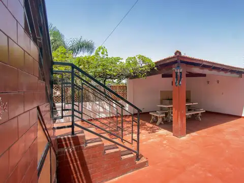 Casa en Alquiler en Ramos Mejia, $ 900.000