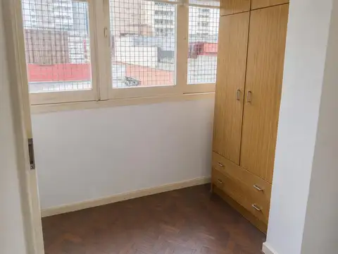 Departamento en Venta en Balvanera, USD 98.000