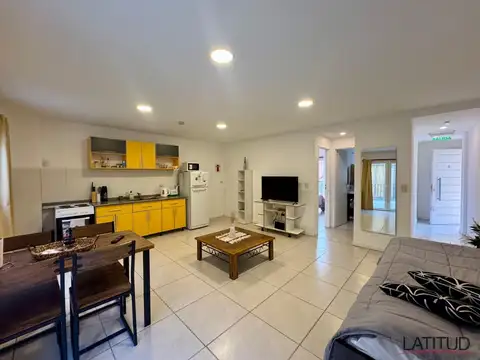 Departamento con  balcón Terraza  + Módulo de cochera en venta - Alem 1078