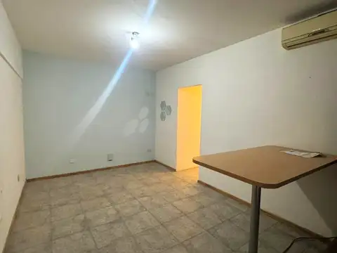 Departamento en venta 3 ambientes en buena ubicación Ramos Mejía