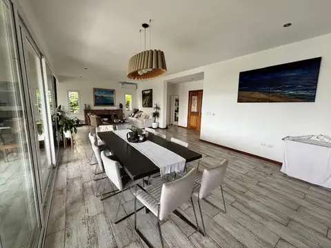 Casa en Venta al Este
