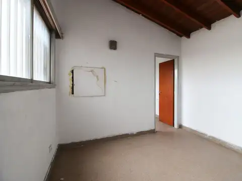 Local en Venta 58 años