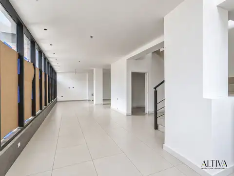 ALQUILER LOCAL EDIFICIO ASTOR ZARATE CENTRICO