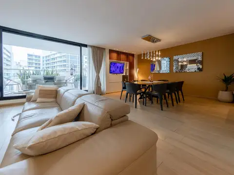 EN VENTA - DEPARTAMENTO PISO EXCLUSIVO TRES DORMITORIOS CON BALCÓN Y AMENITIES - PICHINCHA, ROSARIO.