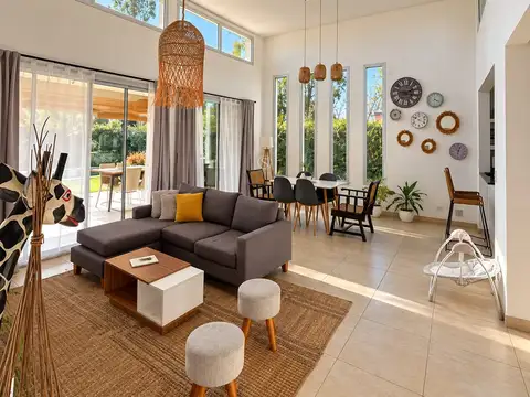Casa Monoambiente con 3 baños