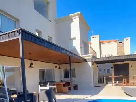Casa en Alquiler A Estrenar