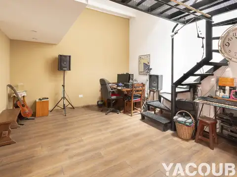 Depto Tipo Casa 3 ambientes con 2 baños