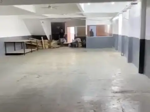 Deposito Fabrica Oficinas 660 M2 en 2 plantas !