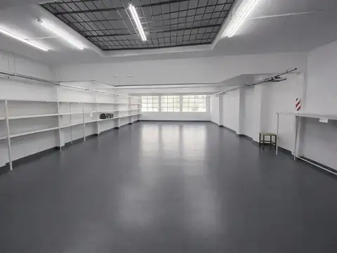 Deposito Fabrica Oficinas 660 M2 en 2 plantas !